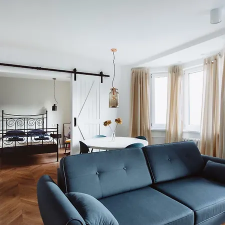 Piq Apt Apartment